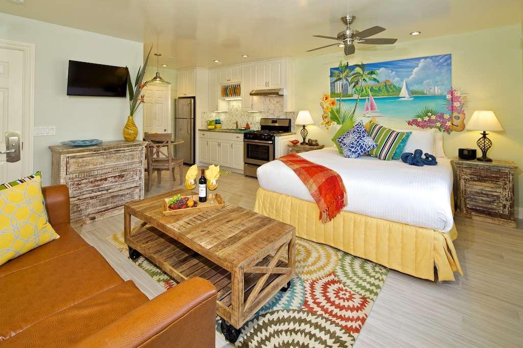 Ocean Palms Beach Resort Carlsbad Room photo