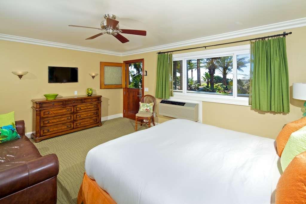 Ocean Palms Beach Resort Carlsbad Room photo